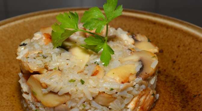 Risotto con pollo e funghi