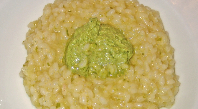 Risotto al pesto e gorgonzola