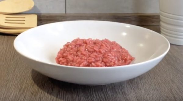 RISOTTO CON LA BARBABIETOLA RISOTTO CON LA BARBABIETOLA