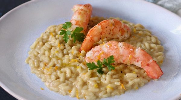 RISOTTO AGLI AGRUMI CON ZENZERO E GAMBERI RISOTTO AGLI AGRUMI CON ZENZERO E GAMBERI