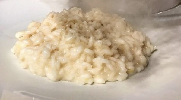 RISOTTO CHAMPAGNE E GRANA RISOTTO CHAMPAGNE E GRANA