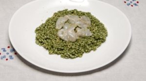 Impiattamento risotto al plancton e capesante marinate al cedro con Riso Goio 1929 DOP