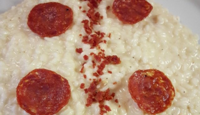 Risotto ai 4 formaggi con salame piccante: come farlo ...