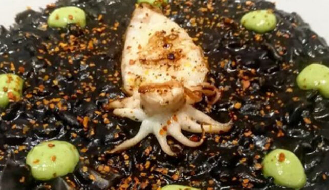 Risotto Al Nero Di Seppia E Piselli Come Farlo Risotto Us Il Portale Del Riso