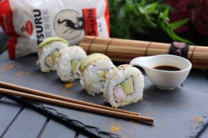 Sushi con avocado e philadelphia_Curtiriso