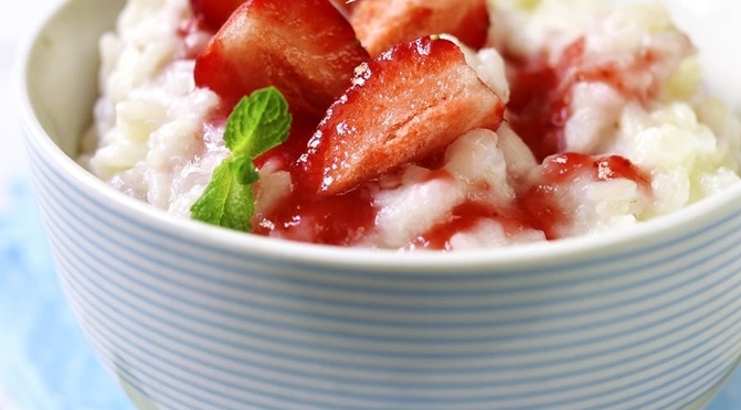 Porridge con riso e latte di riso