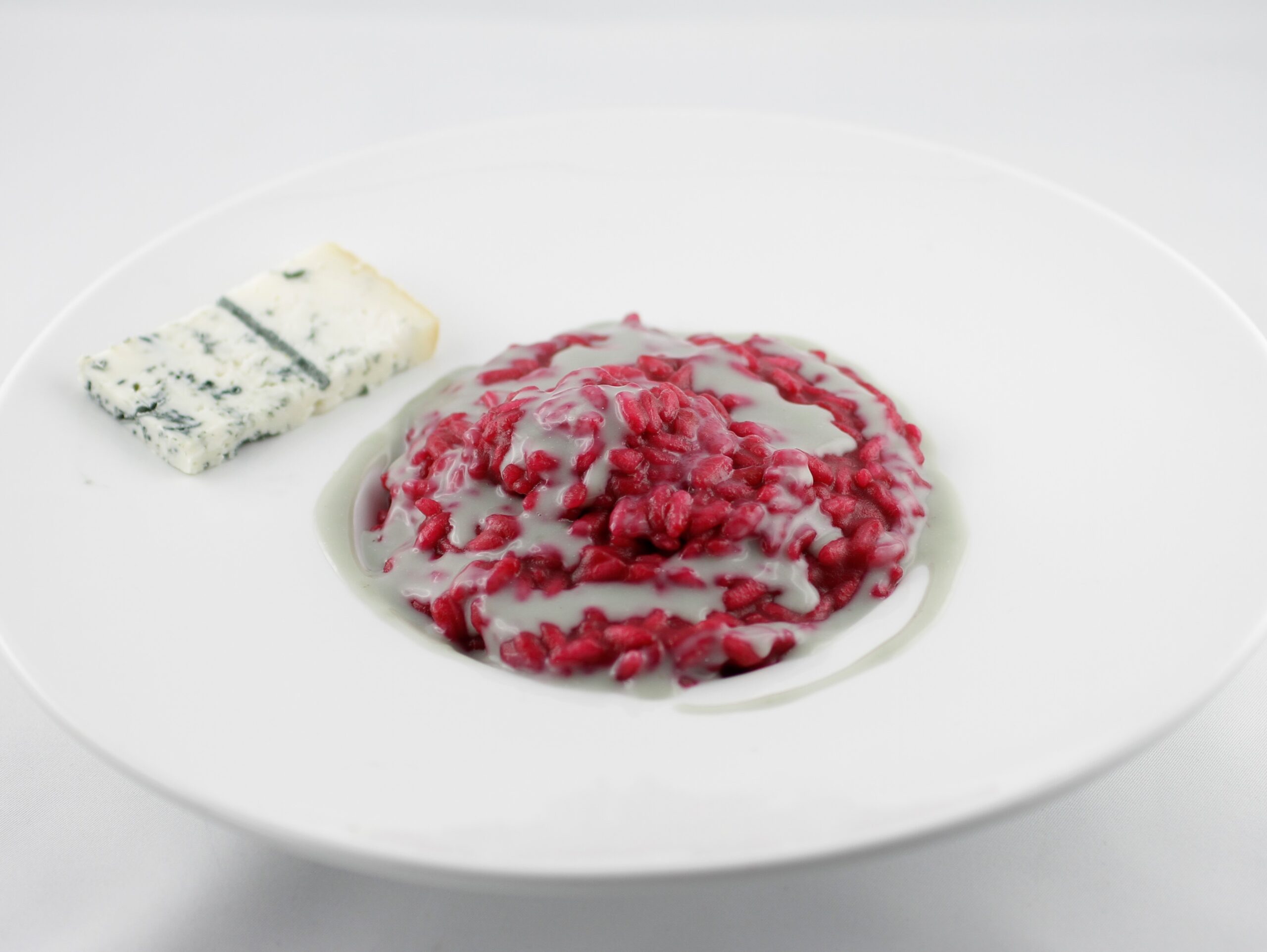 Risotto con barbabietola e gorgonzola