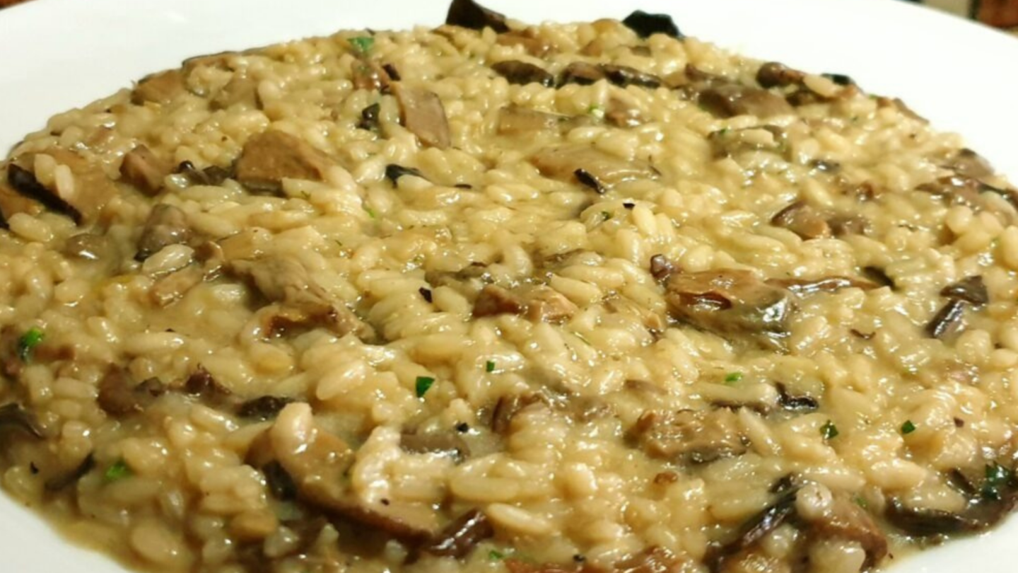 risotto con i funghi secchi porcini